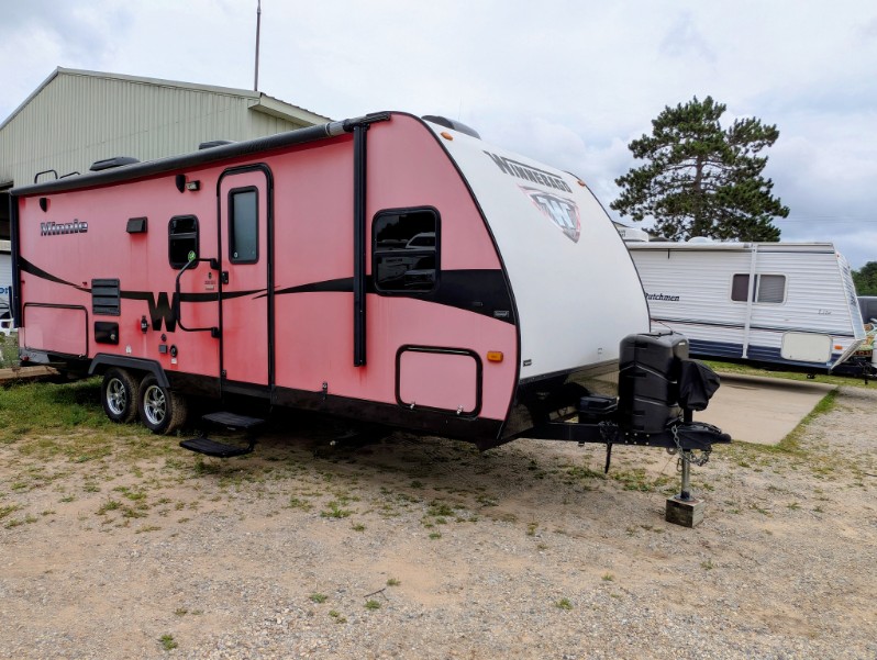 2015 Winnebago 2201DS