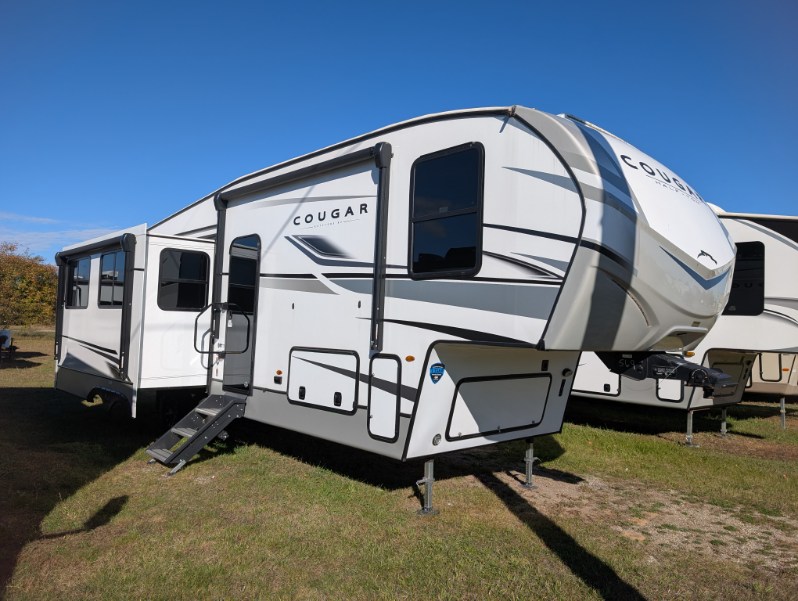 2024 Cougar 29RLI